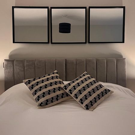سوليهال Modern Apartment - Bhx Nec - Free Secure Gated Parking المظهر الخارجي الصورة