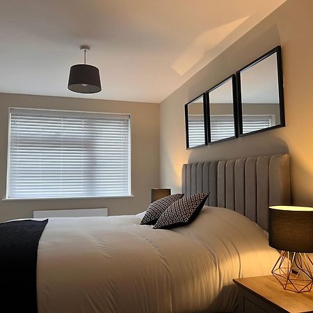 سوليهال Modern Apartment - Bhx Nec - Free Secure Gated Parking المظهر الخارجي الصورة