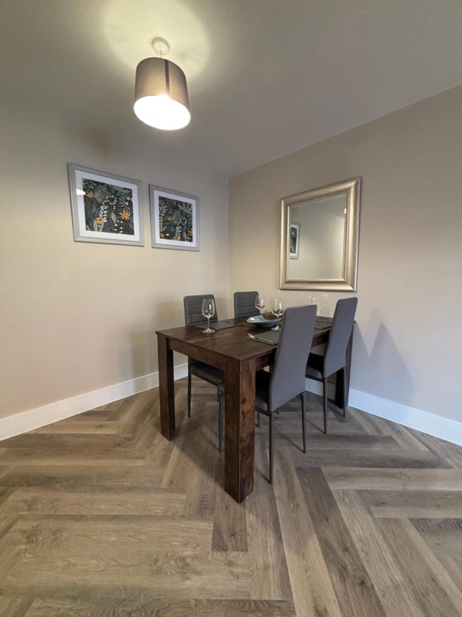 سوليهال Modern Apartment - Bhx Nec - Free Secure Gated Parking المظهر الخارجي الصورة